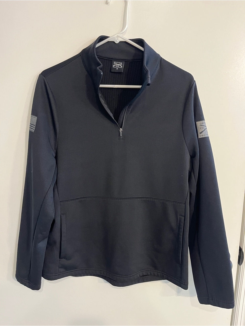 Men’s size med Grunt Style pullover 1/4 zip light sweatshirt